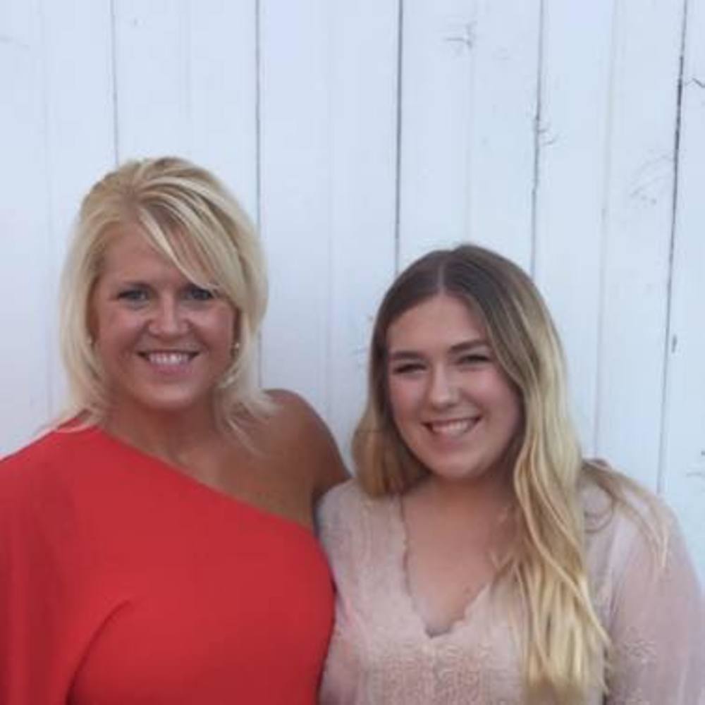 Meet your Posher, Melissa